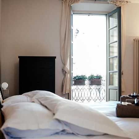 La Finestra Sul Duomo - The House Of Travelers Apartman Como Kültér fotó