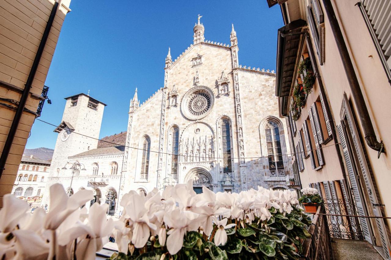 La Finestra Sul Duomo - The House Of Travelers Apartman Como Kültér fotó