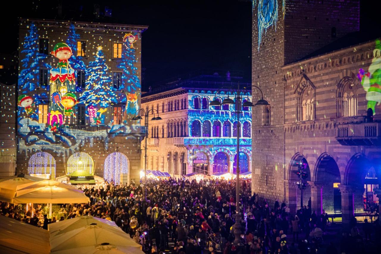 La Finestra Sul Duomo - The House Of Travelers Apartman Como Kültér fotó
