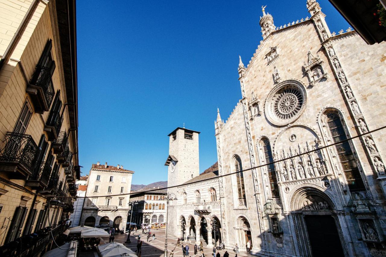 La Finestra Sul Duomo - The House Of Travelers Apartman Como Kültér fotó