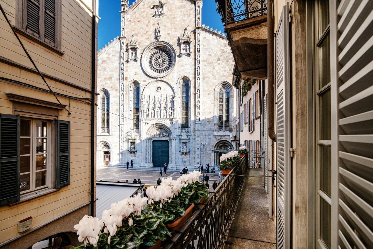 La Finestra Sul Duomo - The House Of Travelers Apartman Como Kültér fotó